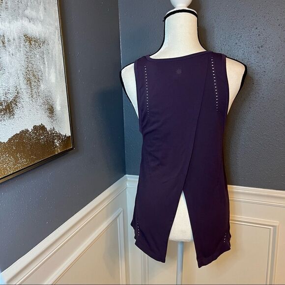 Athleta Foothill Tank - Picture 6 of 11